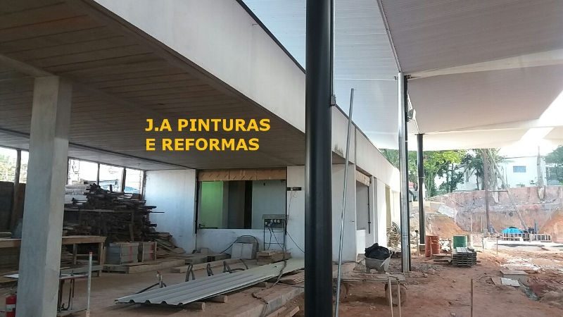 SERVIÇO-DE-PINTURA-NO-TERMINAL-DE-ÔNIBUS-EM-SAO-BERNARDO